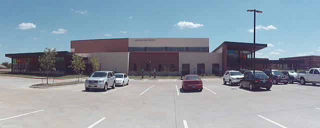 Panoramic view of the front.